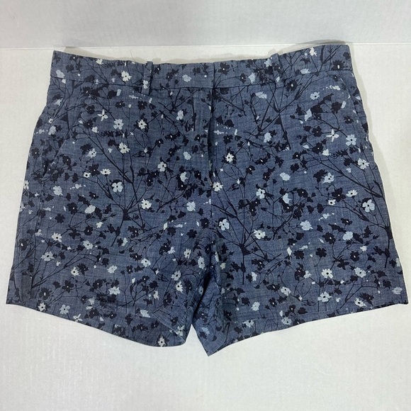 Gap sz 10. EUC shorts ditsy print in blue and pastel print - Picture 1 of 11